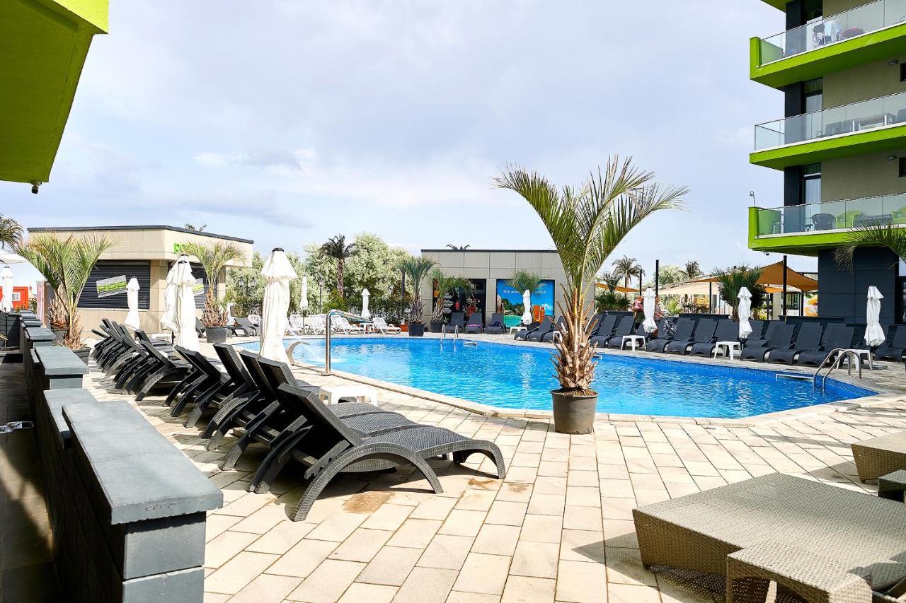 Orange Summer Apartment Spa Pools Beach Resort Mamaia Eksteriør bilde